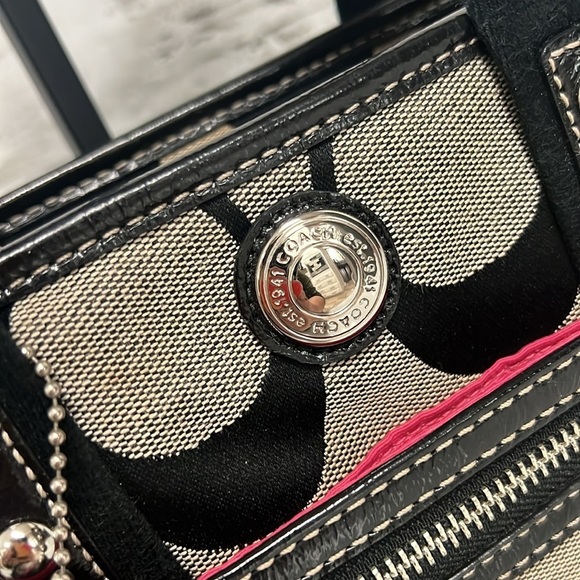Coach  Bag - Picture 16 of 16